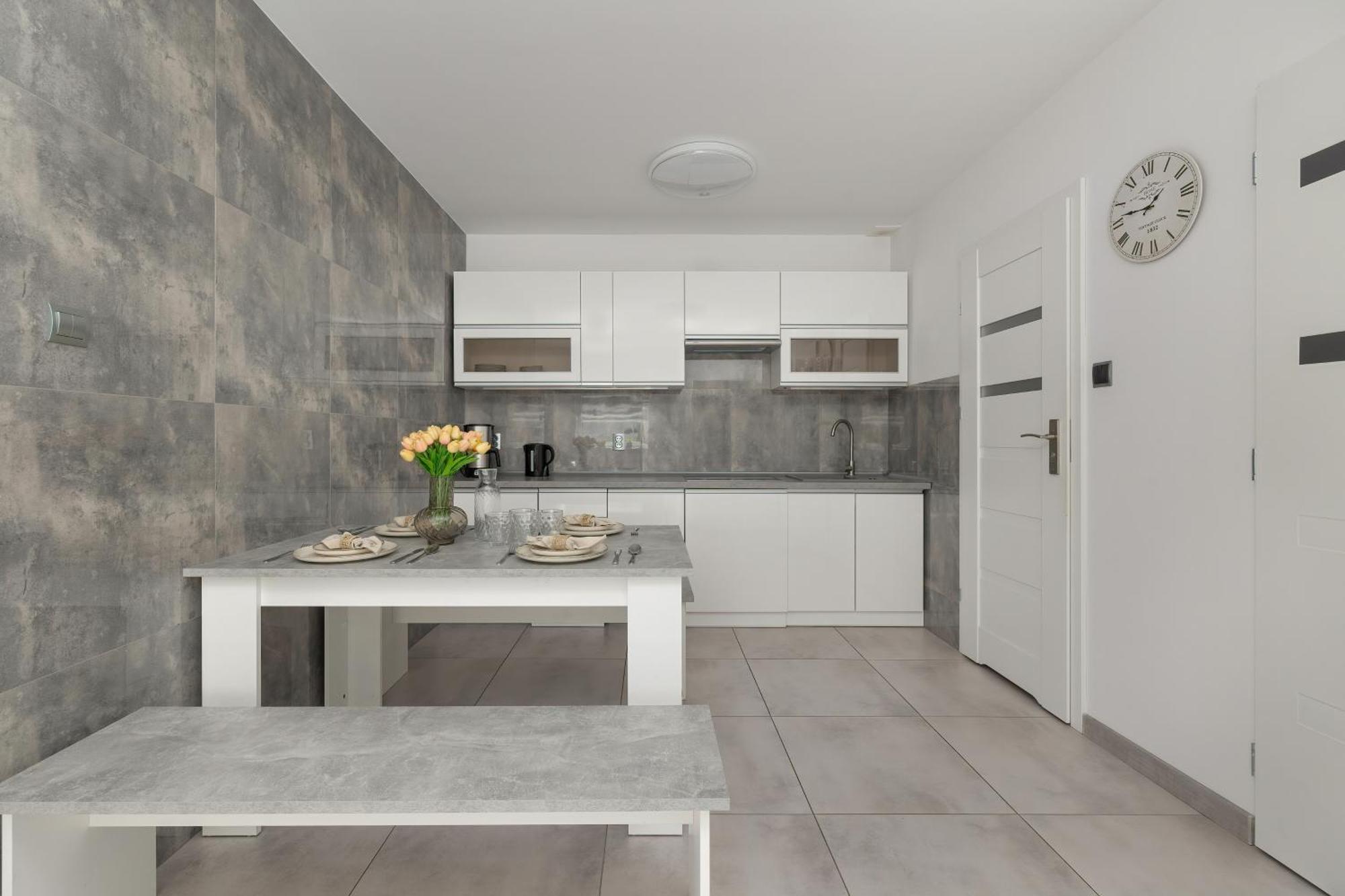 Family Apartments Herberta With Terrace And Parking By Rent Like Home ชวีโนวิชแจ ภายนอก รูปภาพ